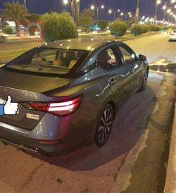 نیسان سێنترا